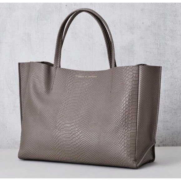 Ampersand As Apostrophe Handbags - Ampersand As Apostrophe XL Taupe Python 100% Leather Tote - NWT